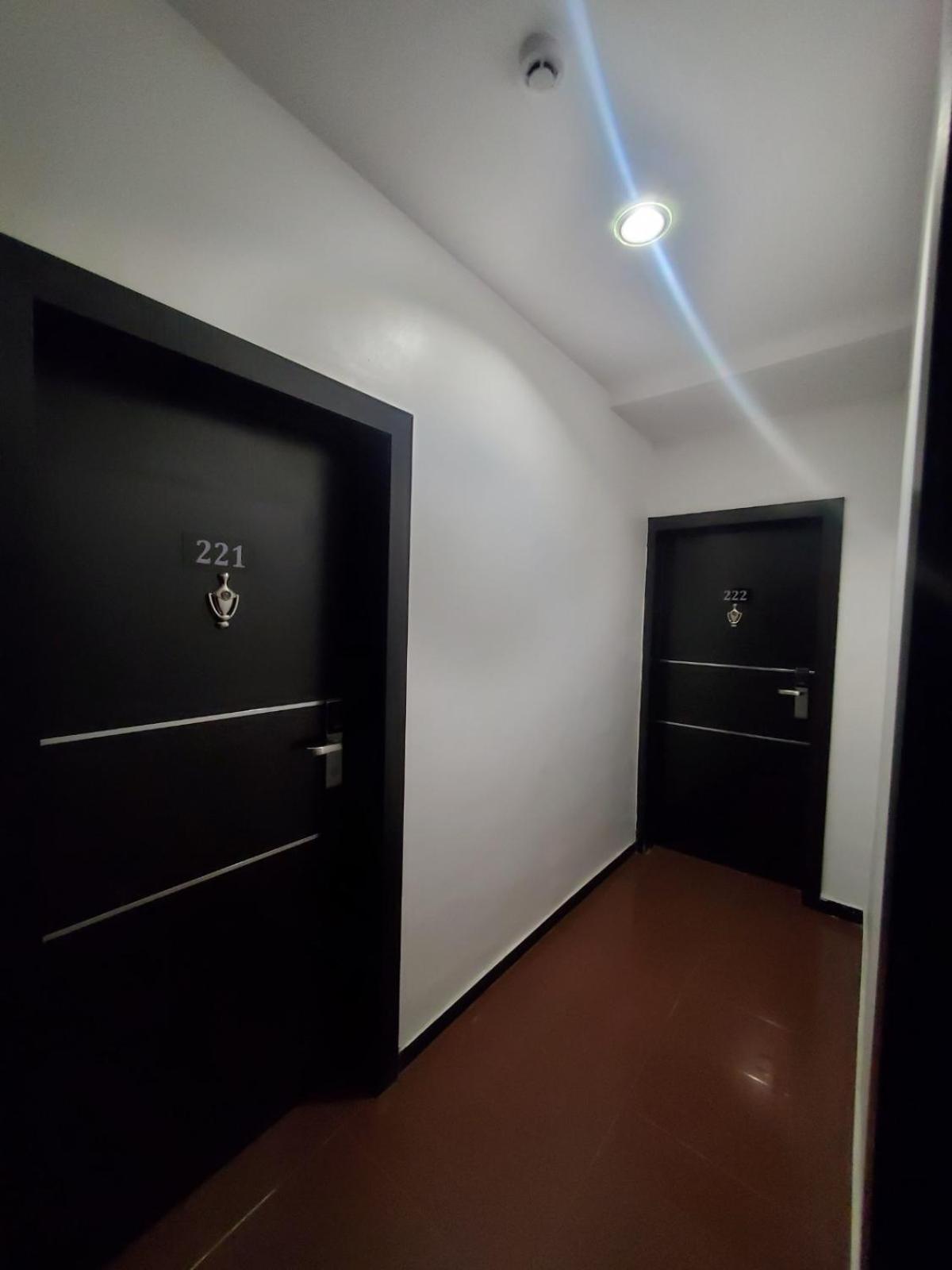 Hotel 35 Embassy ลากอส ภายนอก รูปภาพ
